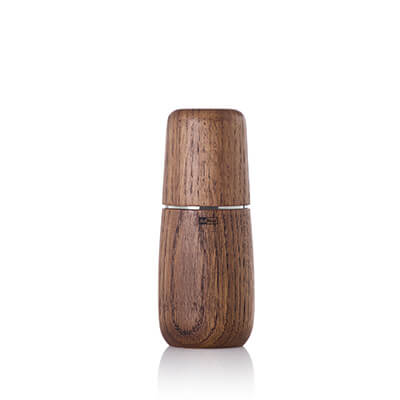 AdHoc Pfeffer- / Salzmühle Yono mit CeraCut® Ceramic Mahlwerk aus Eiche geölt & Edelstahl dunkel, 15 cm