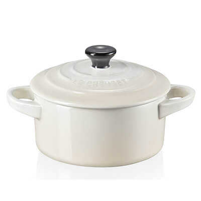Le Creuset Mini Cocotte meringue