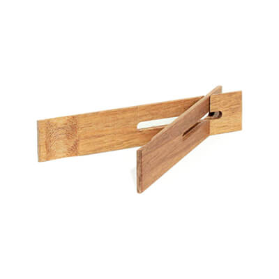 Zur Produktseite von Tongs Zucker / Oliven - Zange aus Nussbaum-Holz, 11 cm von designimdorf Tongs Zucker / Oliven - Zange aus Nussbaum-Holz, 11 cm von designimdorf