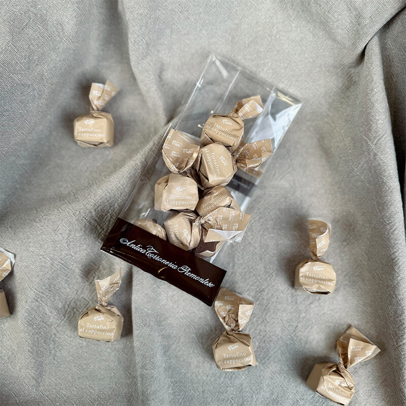 Tartufini dolci al cappuccino - helle Mini Schokoladentrüffel mit Cappuccinogeschmack, 100 g weitere Ansicht Tartufini dolci al cappuccino - helle Mini Schokoladentrüffel mit Cappuccinogeschmack, 100 g