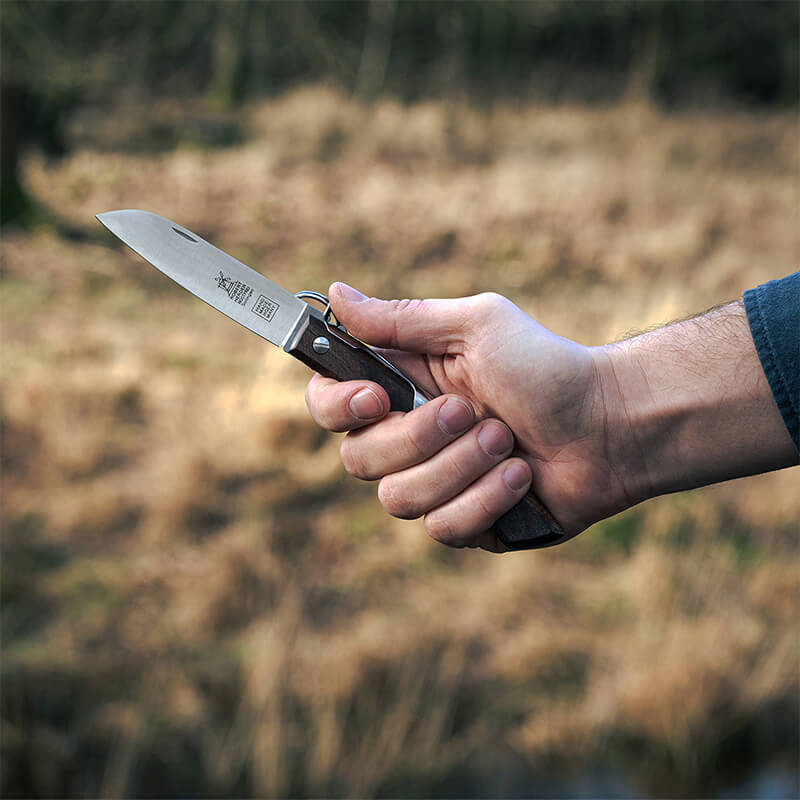 Carbonstahl Taschenmesser IBEX 100 mm nicht rostfrei, Griff Schwarznuss von Windmühlenmesser weitere Ansicht Carbonstahl Taschenmesser IBEX 100 mm nicht rostfrei, Griff Schwarznuss von Windmühlenmesser