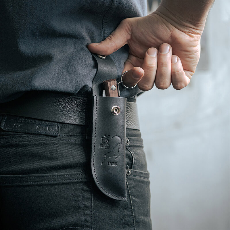 Carbonstahl Taschenmesser IBEX 100 mm nicht rostfrei, Griff Schwarznuss von Windmühlenmesser weitere Ansicht Carbonstahl Taschenmesser IBEX 100 mm nicht rostfrei, Griff Schwarznuss von Windmühlenmesser