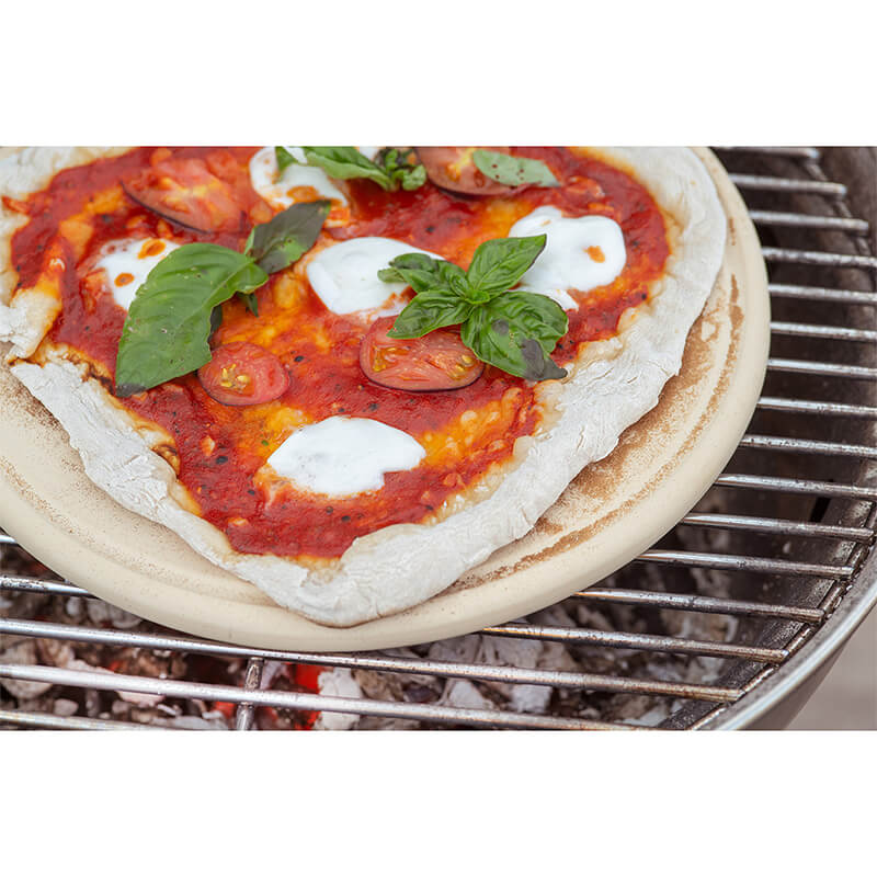 Pizzaplatte CeraFlam® mit Rezeptheft von Denk weitere Ansicht Pizzaplatte CeraFlam® mit Rezeptheft von Denk