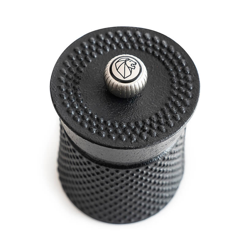 Peugeot Bali Fonte manuelle Pfeffermühle aus Gusseisen schwarz, 8 cm weitere Ansicht Peugeot Bali Fonte manuelle Pfeffermühle aus Gusseisen schwarz, 8 cm