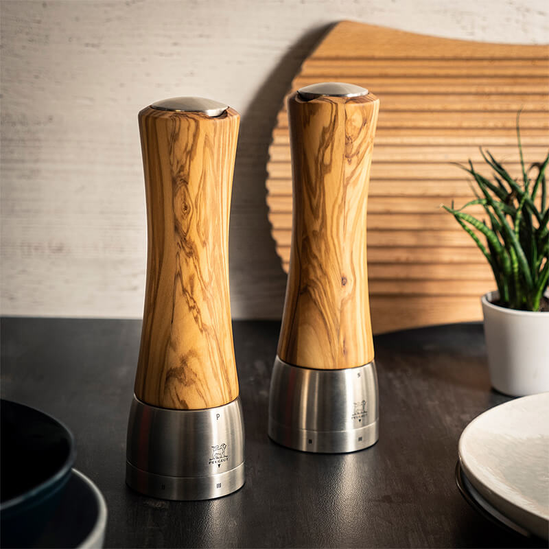Peugeot Madras manuelle Salzmühle mit u'Select-System aus Olivenholz, 21 cm