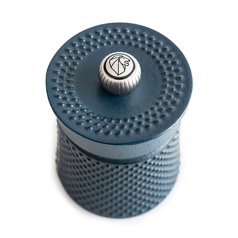 Peugeot Bali Fonte manuelle Pfeffermühle aus Gusseisen blau, 8 cm weitere Ansicht Peugeot Bali Fonte manuelle Pfeffermühle aus Gusseisen blau, 8 cm