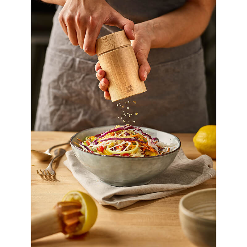 Peugeot Naka manuelle Leinsamenmühle aus Holz natur, 10 cm weitere Ansicht Peugeot Naka manuelle Leinsamenmühle aus Holz natur, 10 cm
