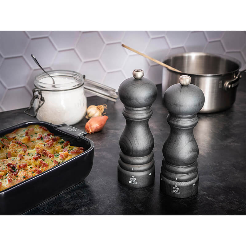 Peugeot Paris Graphite manuelle Pfeffermühle aus Holz mit u´Select-System schwarz, 18 cm weitere Ansicht Peugeot Paris Graphite manuelle Pfeffermühle aus Holz mit u´Select-System schwarz, 18 cm
