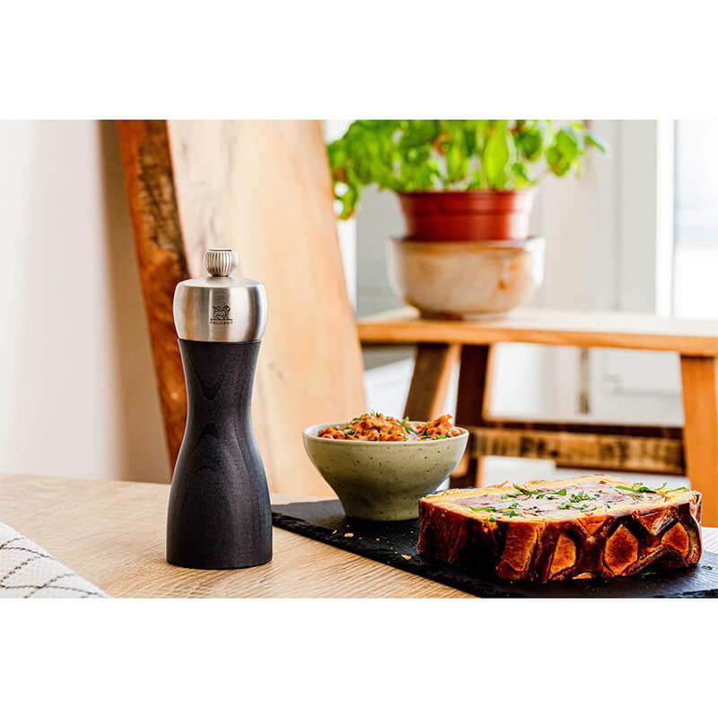 Peugeot Fidji Graphite manuelle Pfeffermühle aus Holz, 15 cm weitere Ansicht Peugeot Fidji Graphite manuelle Pfeffermühle aus Holz, 15 cm