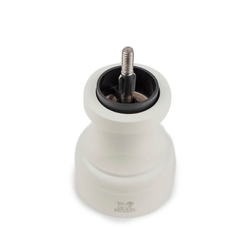 Peugeot Bistro manuelle Pfeffermühle aus Holz, lackiert elfenbein, 10 cm weitere Ansicht Peugeot Bistro manuelle Pfeffermühle aus Holz, lackiert elfenbein, 10 cm