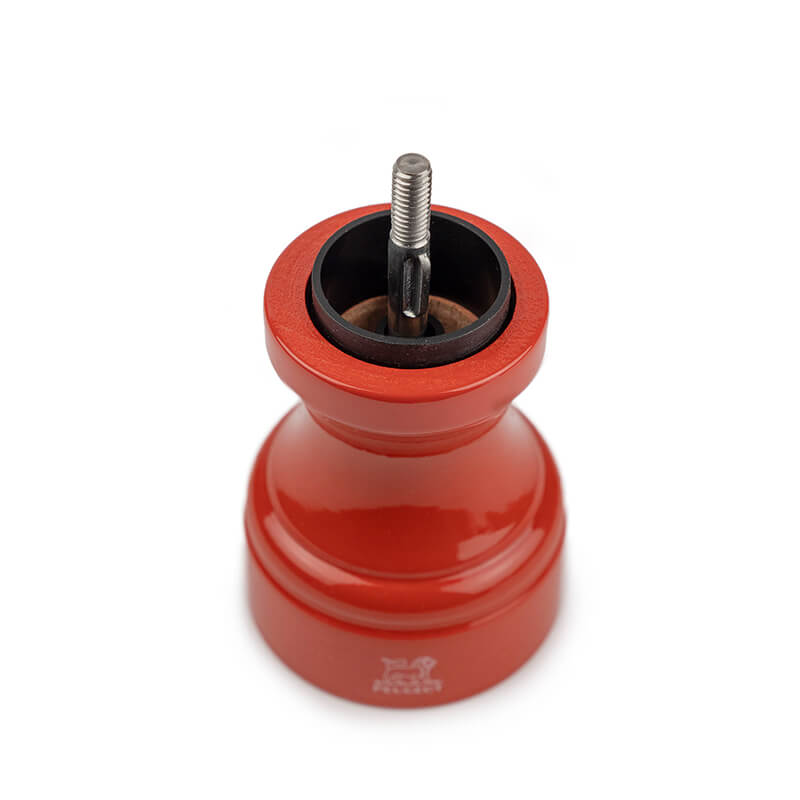 Peugeot Bistro manuelle Pfeffermühle aus Holz, lackiert terracotta, 10 cm weitere Ansicht Peugeot Bistro manuelle Pfeffermühle aus Holz, lackiert terracotta, 10 cm