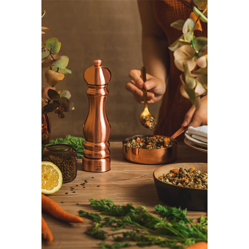 Peugeot Paris Chef manuelle Pfeffermühle aus Edelstahl, verkupfert mit u'Select-System, 22 cm weitere Ansicht Peugeot Paris Chef manuelle Pfeffermühle aus Edelstahl, verkupfert mit u'Select-System, 22 cm