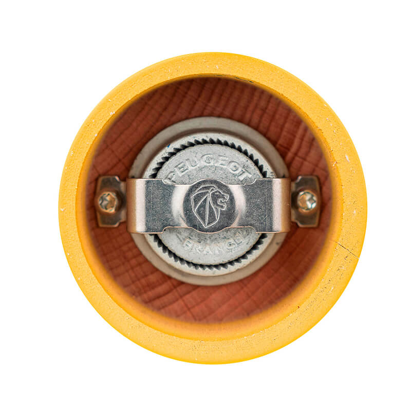Peugeot Bistro manuelle Pfeffermühle aus Holz, lackiert safrangelb, 10 cm weitere Ansicht Peugeot Bistro manuelle Pfeffermühle aus Holz, lackiert safrangelb, 10 cm
