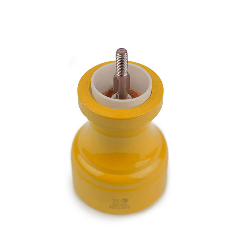 Peugeot Bistro manuelle Salzmühle aus Holz, lackiert safrangelb, 10 cm weitere Ansicht Peugeot Bistro manuelle Salzmühle aus Holz, lackiert safrangelb, 10 cm