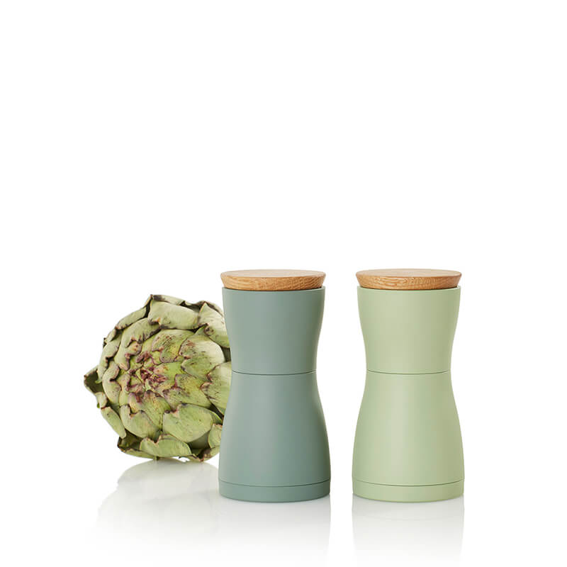 AdHoc Pfeffer- & Salzmühle Set Twin mit CeraCut® Ceramic Mahlwerk aus Eichenholz & Kunststoff dark green & light green, 13,3 cm weitere Ansicht AdHoc Pfeffer- & Salzmühle Set Twin mit CeraCut® Ceramic Mahlwerk aus Eichenholz & Kunststoff dark green & light green, 13,3 cm