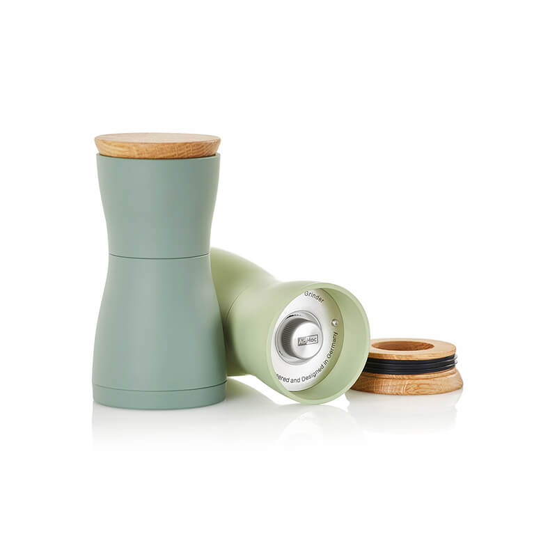 AdHoc Pfeffer- & Salzmühle Set Twin mit CeraCut® Ceramic Mahlwerk aus Eichenholz & Kunststoff dark green & light green, 13,3 cm weitere Ansicht AdHoc Pfeffer- & Salzmühle Set Twin mit CeraCut® Ceramic Mahlwerk aus Eichenholz & Kunststoff dark green & light green, 13,3 cm
