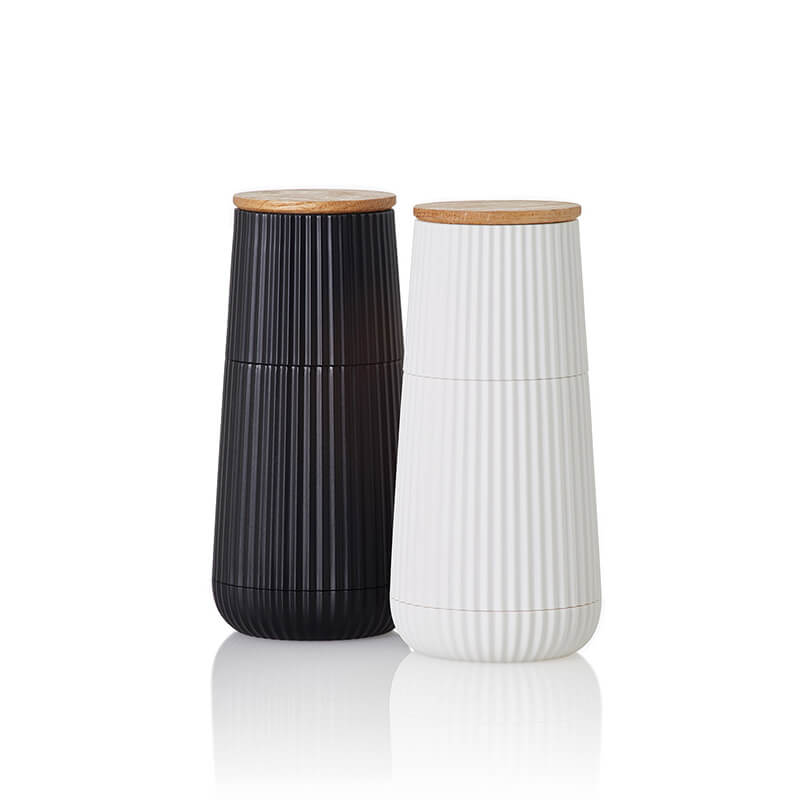AdHoc Pfeffer- & Salzmühle Set Scape mit CeraCut® Ceramic Mahlwerk aus Eichenholz & Kunststoff black & white, 12,3 cm