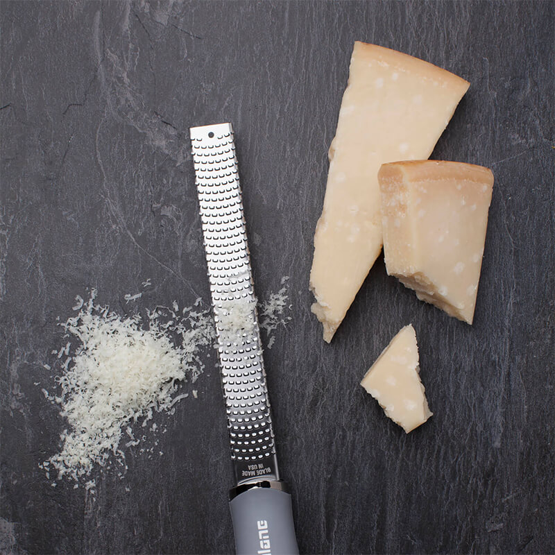 Microplane Premium Zester / Reibe grau weitere Ansicht Microplane Premium Zester / Reibe grau