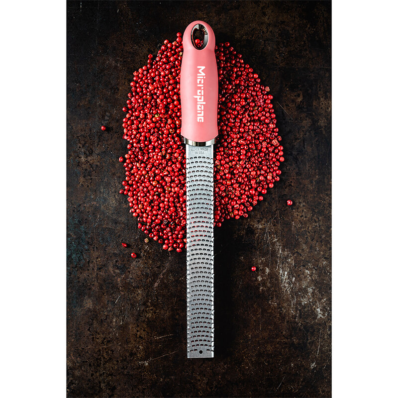Microplane Premium Zester / Reibe, Lippenstift Pink weitere Ansicht Microplane Premium Zester / Reibe, Lippenstift Pink