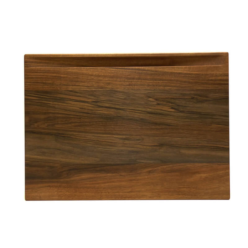 Prinzipalbrett mit Saftrille aus Schwarznuss geölt, 420 x 300 x 40 mm von Schneidholz weitere Ansicht Prinzipalbrett mit Saftrille aus Schwarznuss geölt, 420 x 300 x 40 mm von Schneidholz