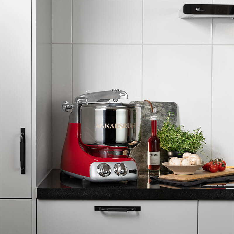 Ankarsrum Küchenmaschine Assistent Pasta Set, red metallic weitere Ansicht Ankarsrum Küchenmaschine Assistent Pasta Set, red metallic