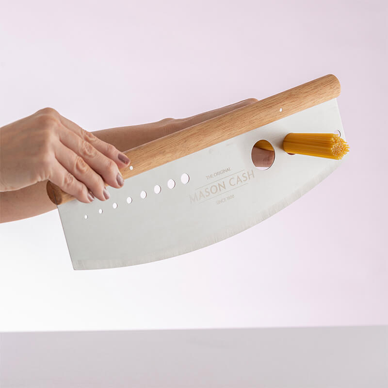 Pizzaschneider 3-in-1 aus Edelstahl & Holz von Mason Cash weitere Ansicht Pizzaschneider 3-in-1 aus Edelstahl & Holz von Mason Cash
