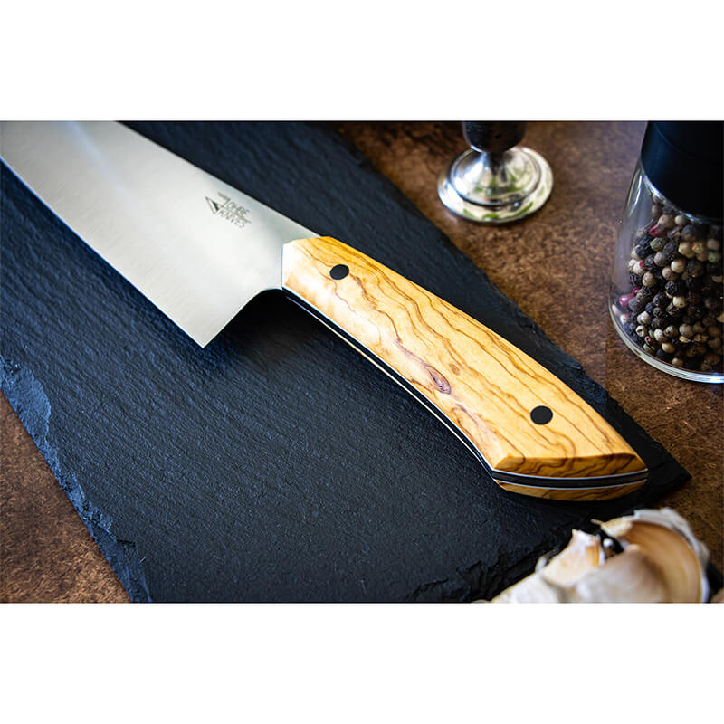 Santokumesser RAW-Edition von JOHBE Knives, Griff Olivenholz, rostfrei weitere Ansicht Santokumesser RAW-Edition von JOHBE Knives, Griff Olivenholz, rostfrei